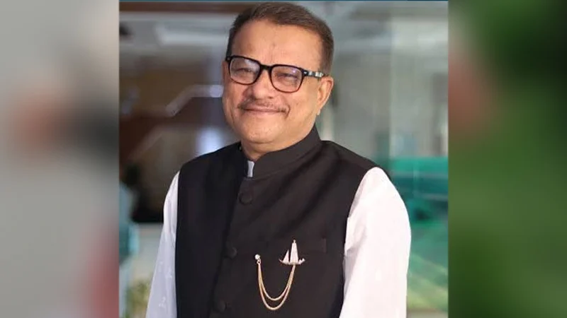 আত্মগোপনে থাকা আ. লীগ নেতা গ্রেপ্তার